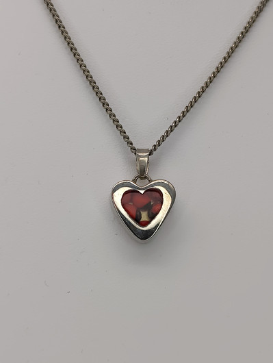Vintage silver heart shaped pendant with chain