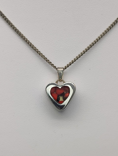 Vintage silver heart shaped pendant with chain