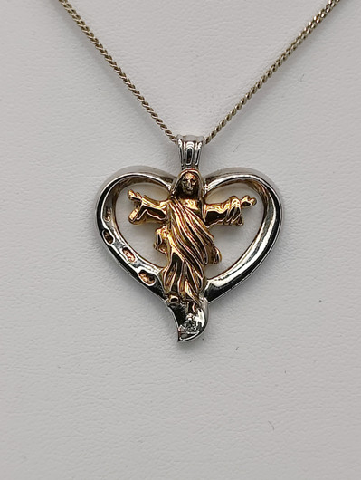 Vintage silver pendant with chain