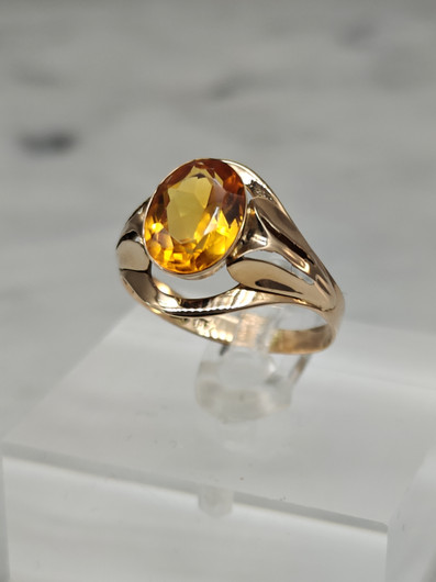 Vintage Citrine gold ring  