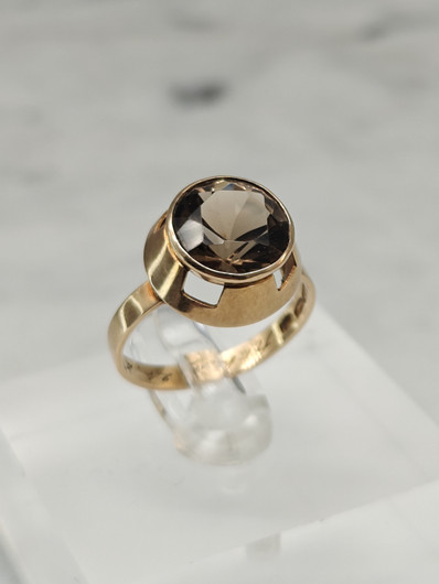 Vintage Quartz gold ring  