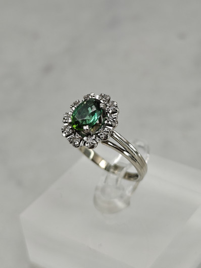 Vintage tourmaline 14ct white gold ring with diamonds / Tillander 1970 unique