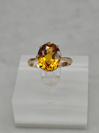 Vintage synthetic sapphire gold ring  