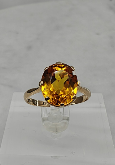 Vintage synthetic sapphire gold ring  