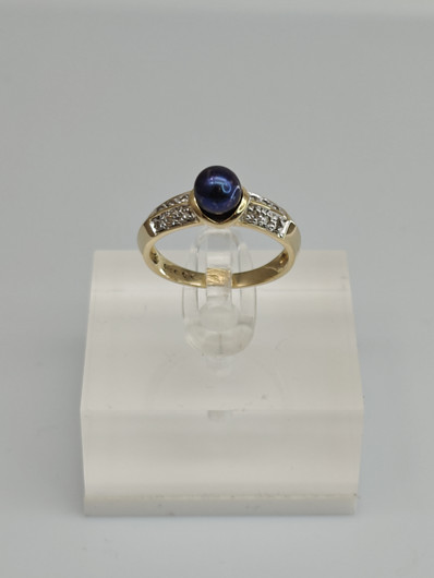 Vintage Pearl gold ring with diamonds 