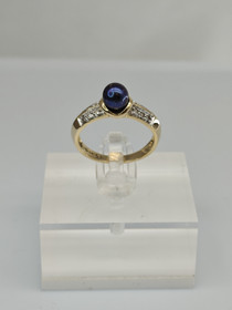 Vintage Pearl gold ring with diamonds 