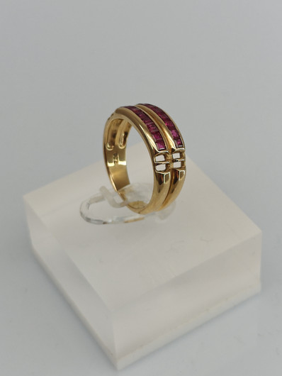 Vintage Ruby gold ring  