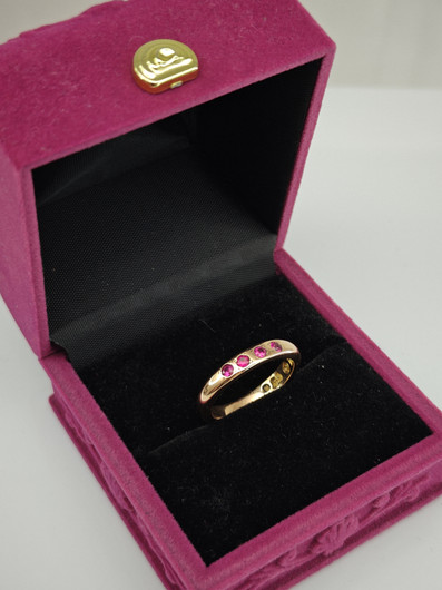 Vintage Ruby gold ring  