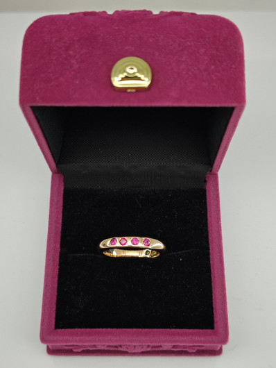 Vintage Ruby gold ring  