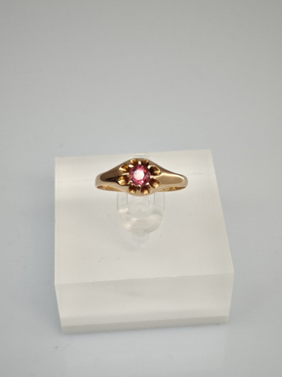 Vintage Spinel gold ring  