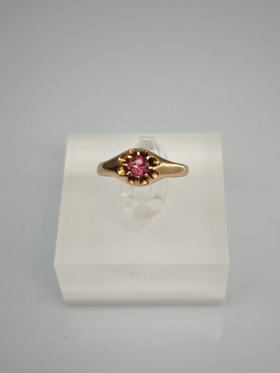 Vintage Spinel gold ring  