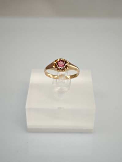 Vintage Spinel gold ring  