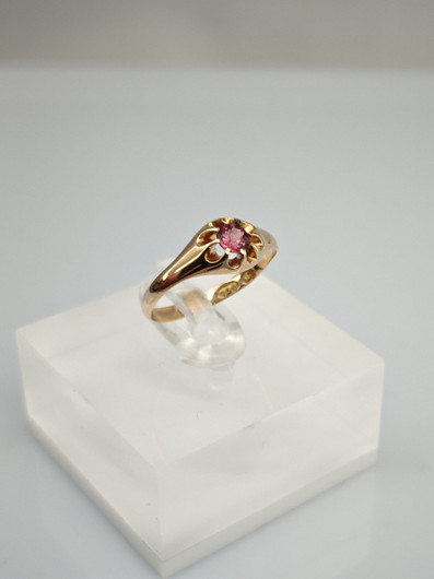 Vintage Spinel gold ring  