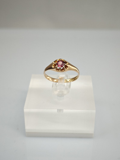 Vintage Spinel gold ring  