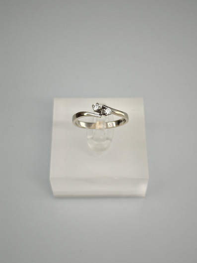 Vintage diamond gold ring  