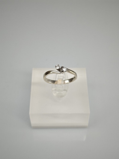 Vintage diamond gold ring  