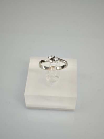 Vintage diamond gold ring  