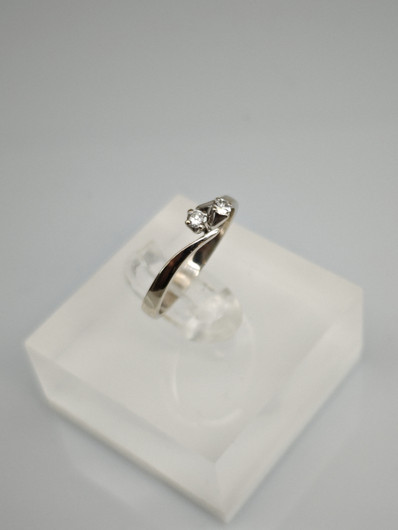 Vintage diamond gold ring  