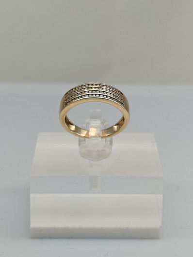 Vintage diamond gold ring  