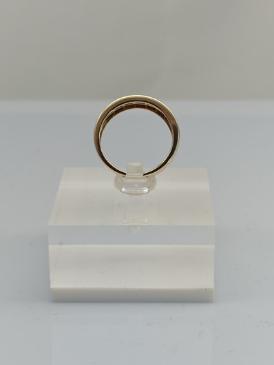 Vintage diamond gold ring  