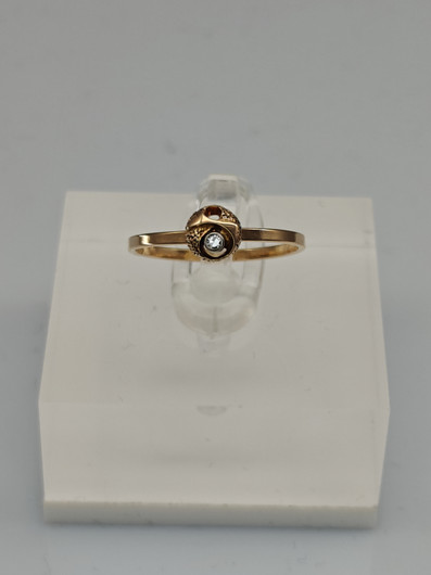 Vintage diamond gold ring  