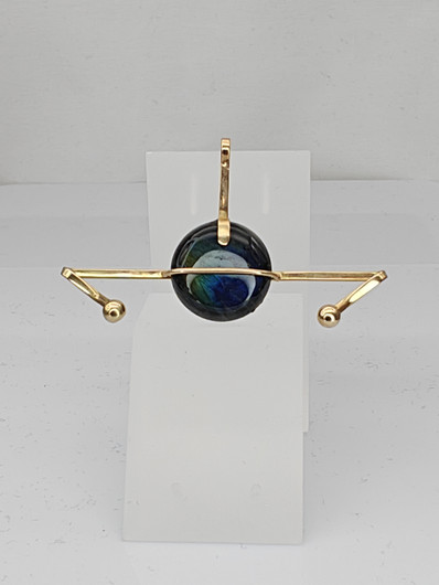 Vintage golg pendant with Labradorite stone