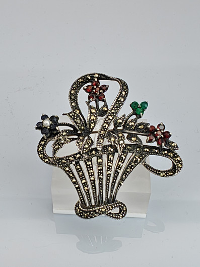 Vintage silver brooch with stones