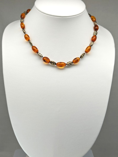 Vintage Baltic Amber necklace 51 cm