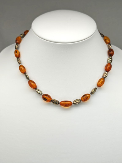 Vintage Baltic Amber necklace 51 cm