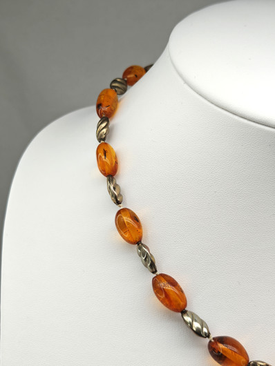 Vintage Baltic Amber necklace 51 cm