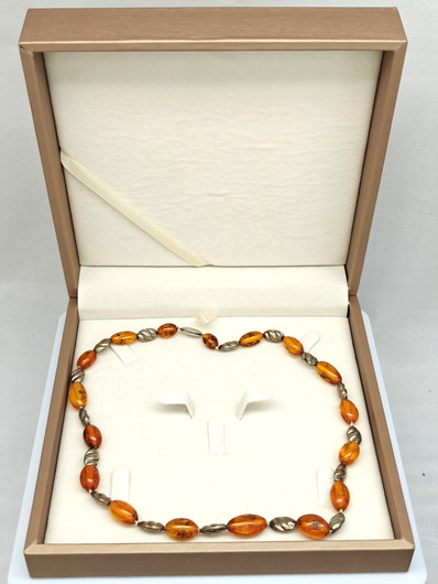 Vintage Baltic Amber necklace 51 cm