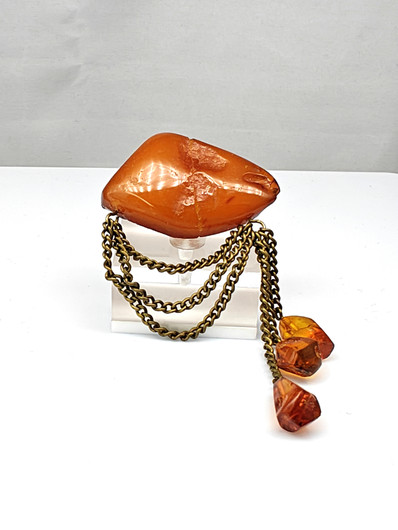Vintage Baltic amber brooch