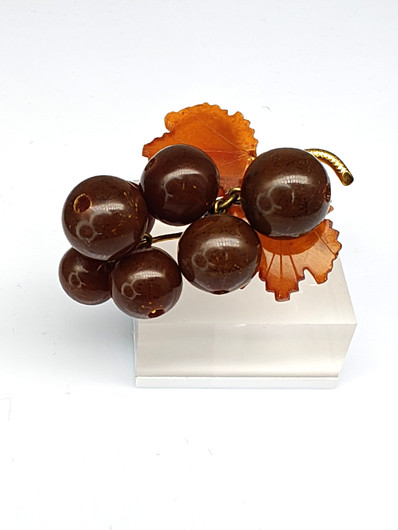 Vintage Baltic amber brooch ,like leaves and berries