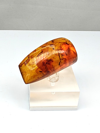 Vintage Baltic amber brooch