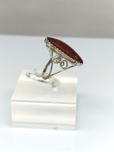Vintage Baltic Amber ring