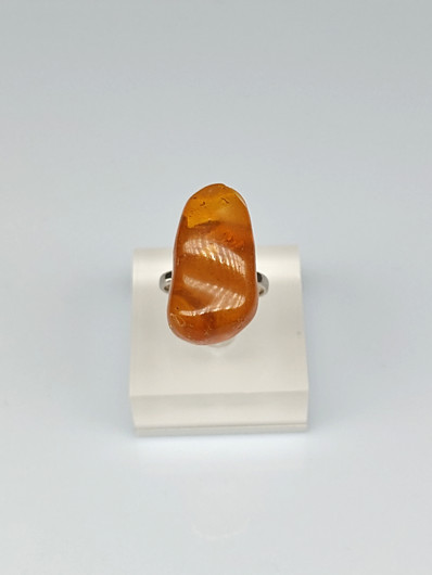 Vintage Baltic Amber ring