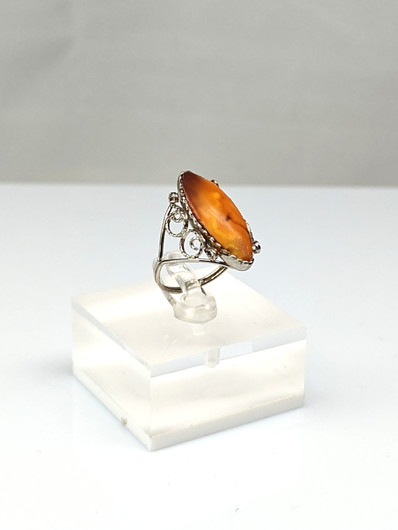 Vintage Baltic Amber ring