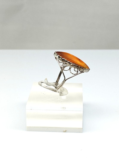 Vintage Baltic Amber ring