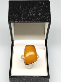 Vintage Baltic Amber silver ring