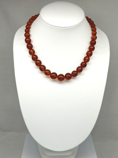 Vintage Baltic amber necklace 56 cm