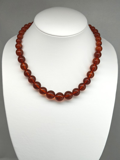 Vintage Baltic amber necklace 56 cm
