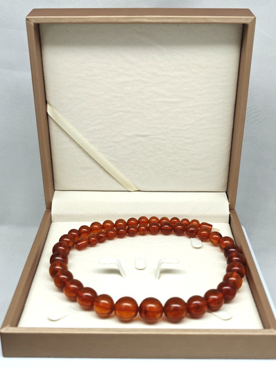 Vintage Baltic amber necklace 56 cm