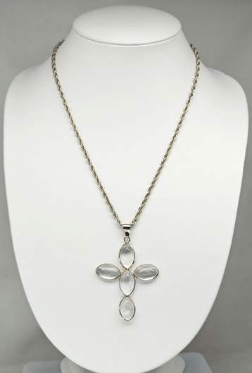 Vintage silver quartz necklace