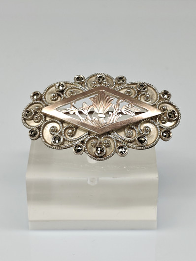Vintage silver brooch 