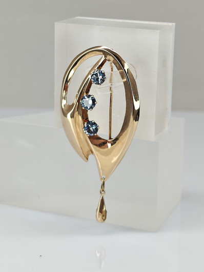 Vintage topaz spinel brooch