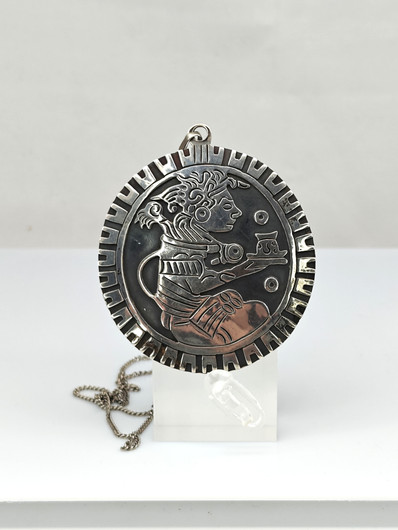 Vintage big silver pendant with chain