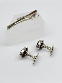 Vintage silver tie pin and cufflinks set with jadeite