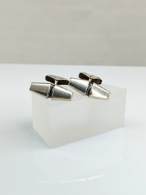 Vintage hopeiset kalvosinnapit 