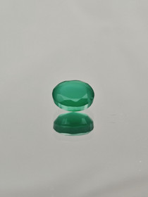 Krysopraasi (Chalcedony) ovaali 3.90ct kuvallisella aitoustodistuksella