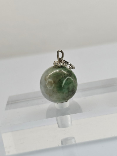 Jade riipus